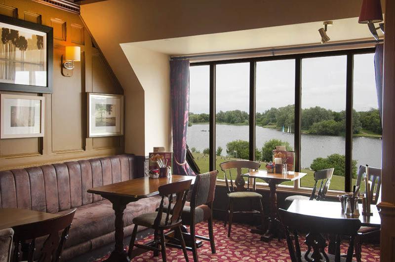 Premier Inn Milton Keynes South Екстер'єр фото